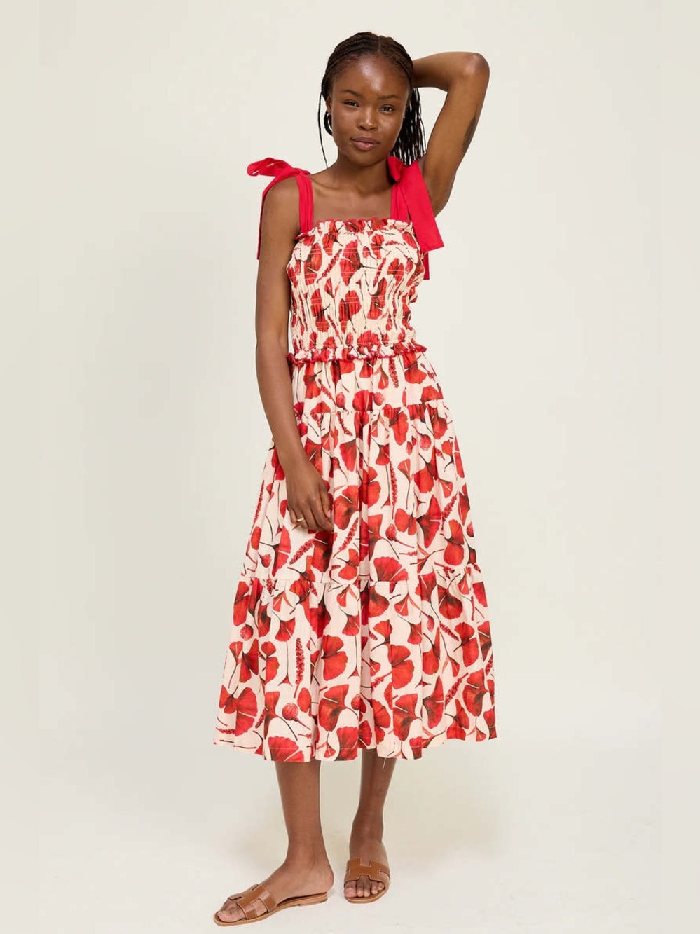 En Saison Dress Midi Tiered Smocked Cream Red Floral Leaf Small S Cottage